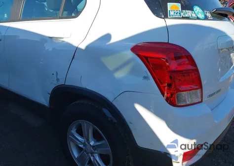 2018 Chevrolet Trax Ls from USA, damaged, VIN KL7CJNSB3JB624691